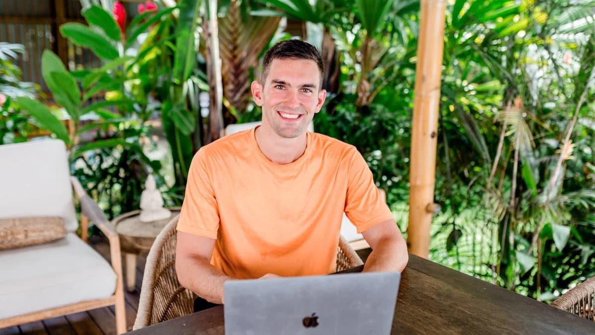 How to Start a Blog With AI in 2026 (From Someone Who Has Run One for 9 Years)